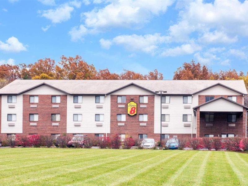 Hotel Super 8 By Wyndham Richfield Cleveland Esterno foto