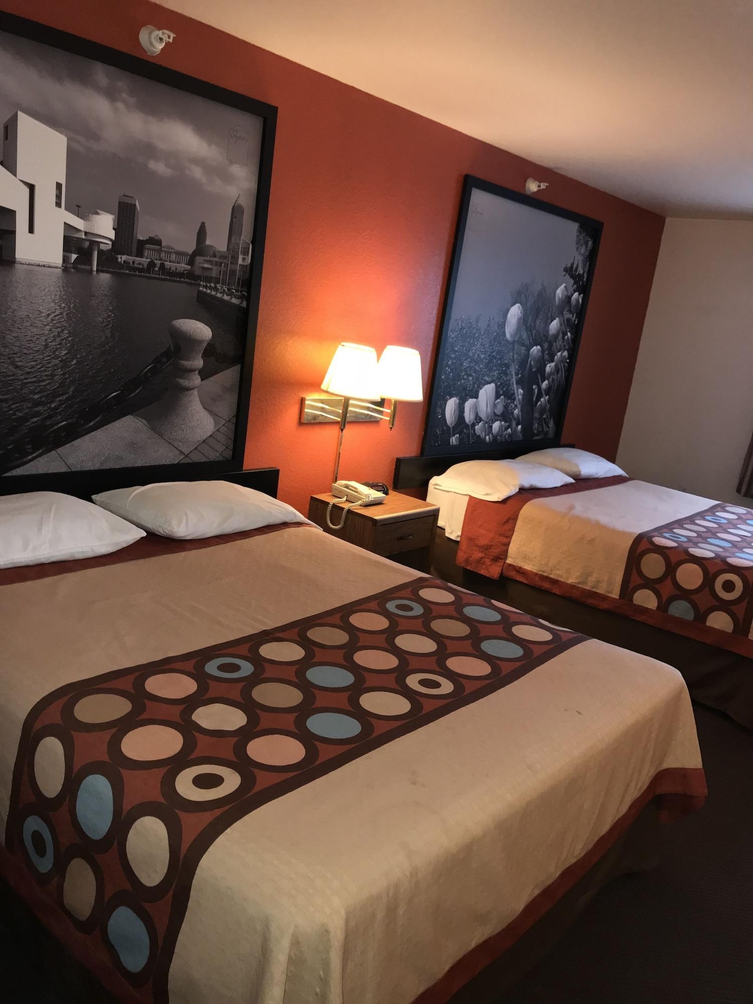 Hotel Super 8 By Wyndham Richfield Cleveland Esterno foto